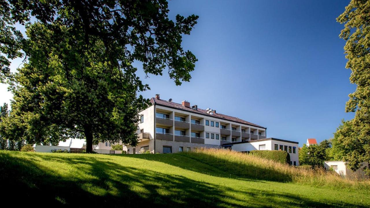 Hotel Parsberg Puchheim Exterior photo